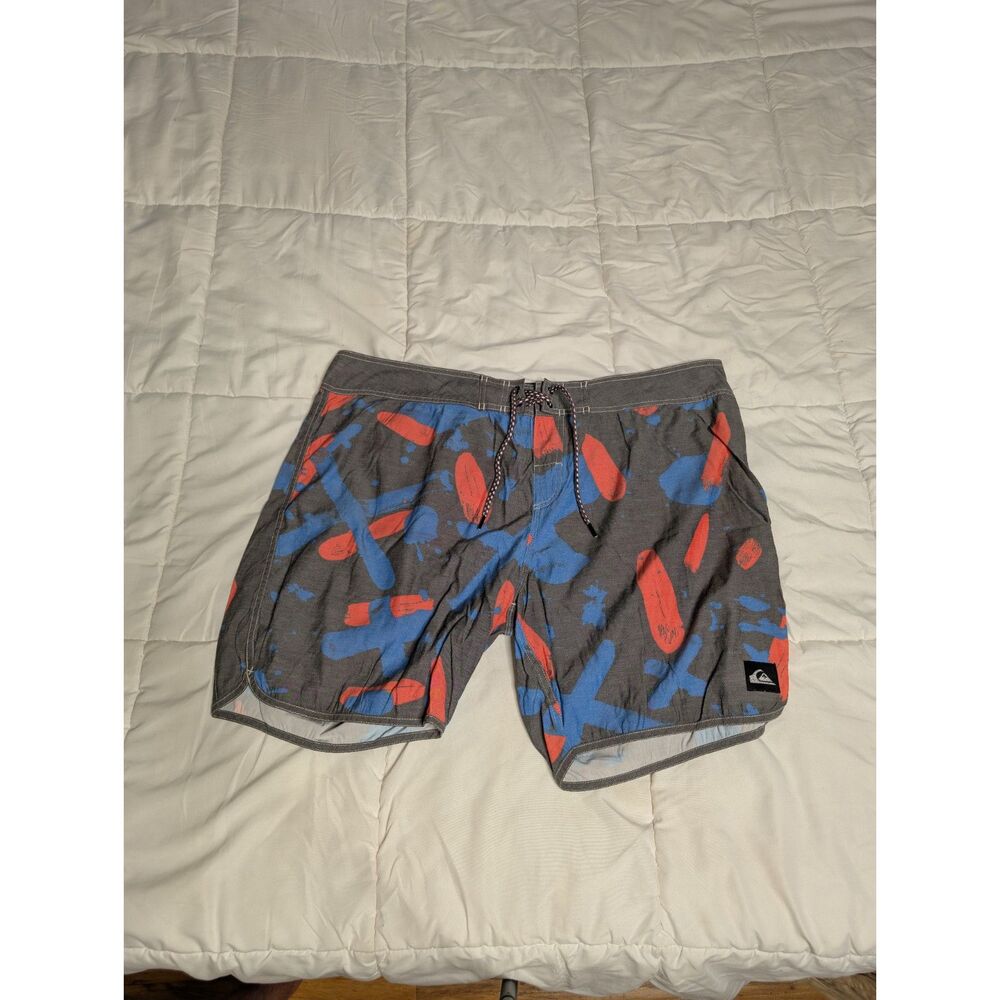 Men's swim trunks, shorts, swimsuit bottoms. SIZE 42
